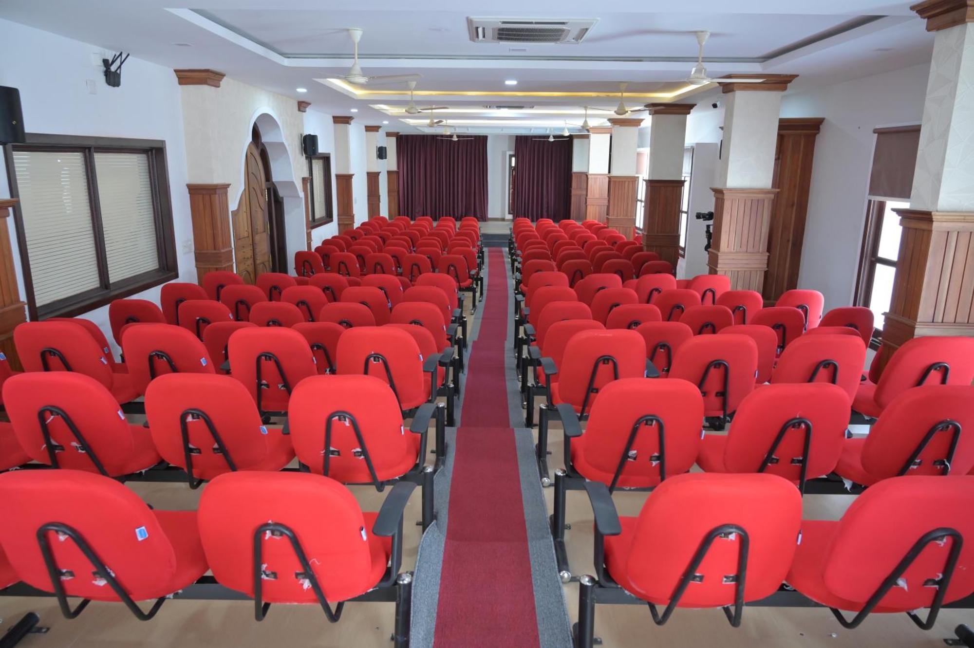 Opm Inn Payyannur Luaran gambar